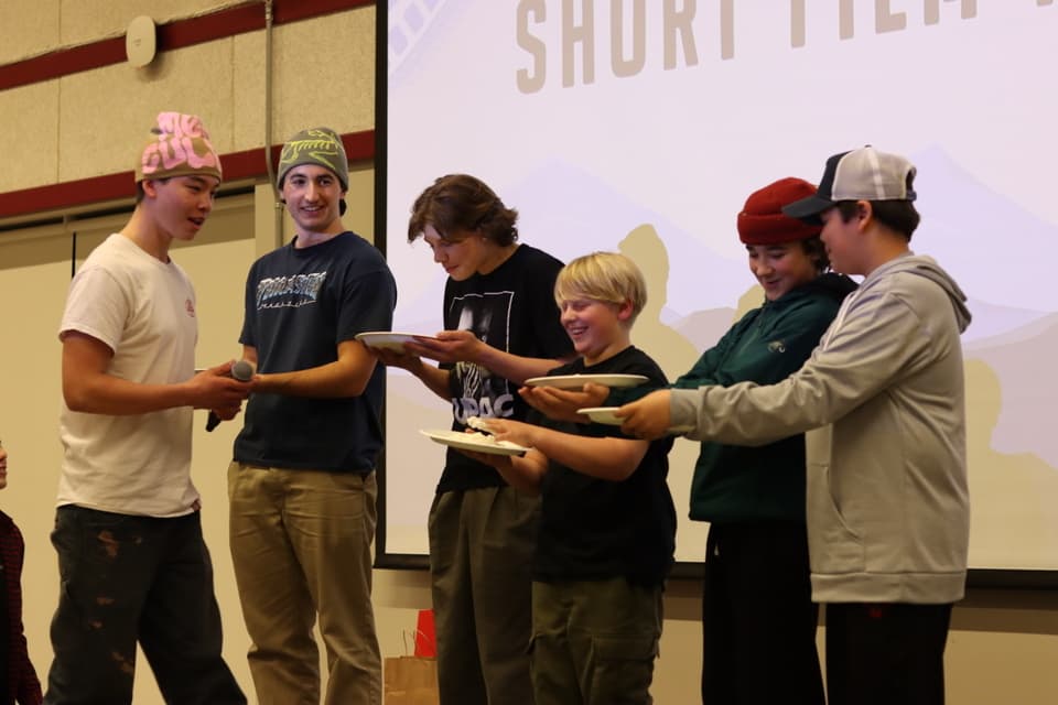 La Fondation Tidbits of Change récompense de jeunes Canadiens pour leur impact communautaire grâce au mentorat